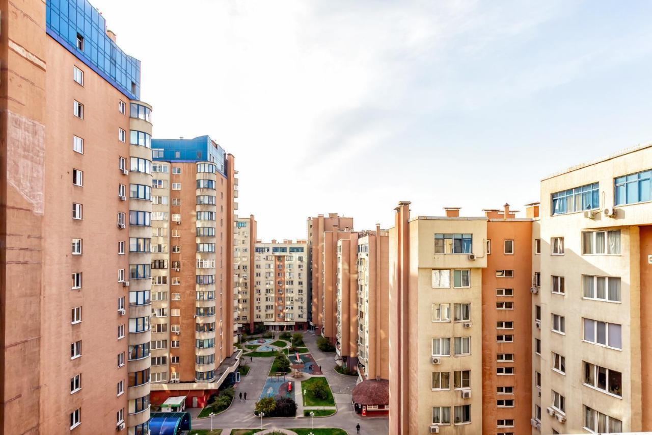 423 Lighthouse Apartments - Traveler'S Choice Almaty Exterior photo